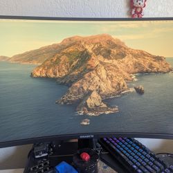 Gigabyte G32QC Curved PC Gaming Monitor 1440p, 1ms response, 165hz refresh