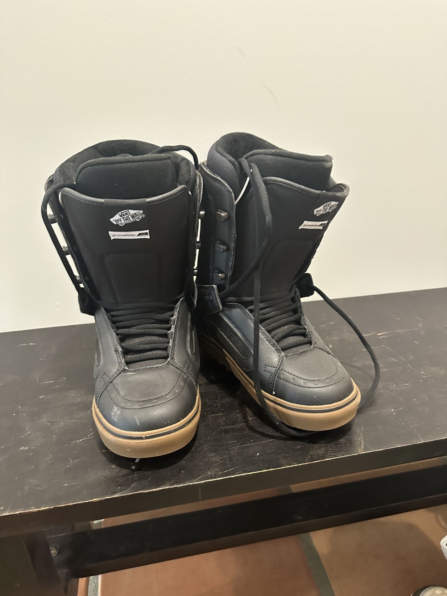 Vans Hi-Standard OG Snowboard Boot (men’s 8.5)