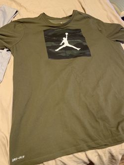 XL JORDAN DRI FIT SHIRT 🔥