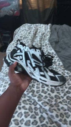 Balenciaga runner