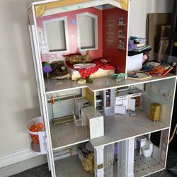 Rainbow High Doll House