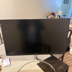 LG 27UN850-W 27” 4K UHD IPS Monitor – USB-C, HDR10, Excellent Condition