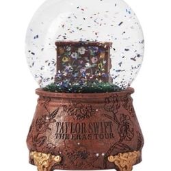 Taylor Swift Eras Tour Acoustic Piano Snowglobe IN HAND 
