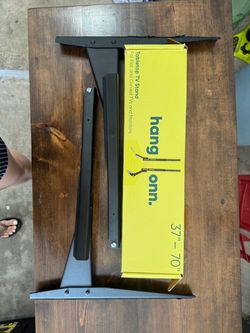 Hang-On Tabletop TV Stand 37–70 Inch