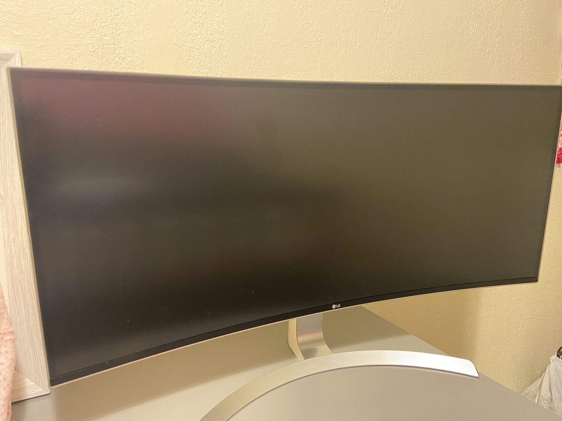 34” Curved Monitor