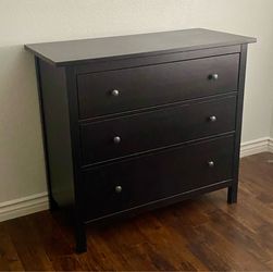 PENDING PICKUP- IKEA Hemnes 3 Drawer Dresser