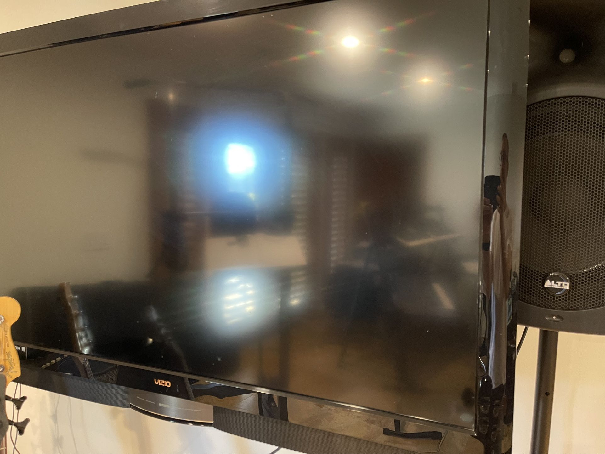 55” TV With Wall Mount