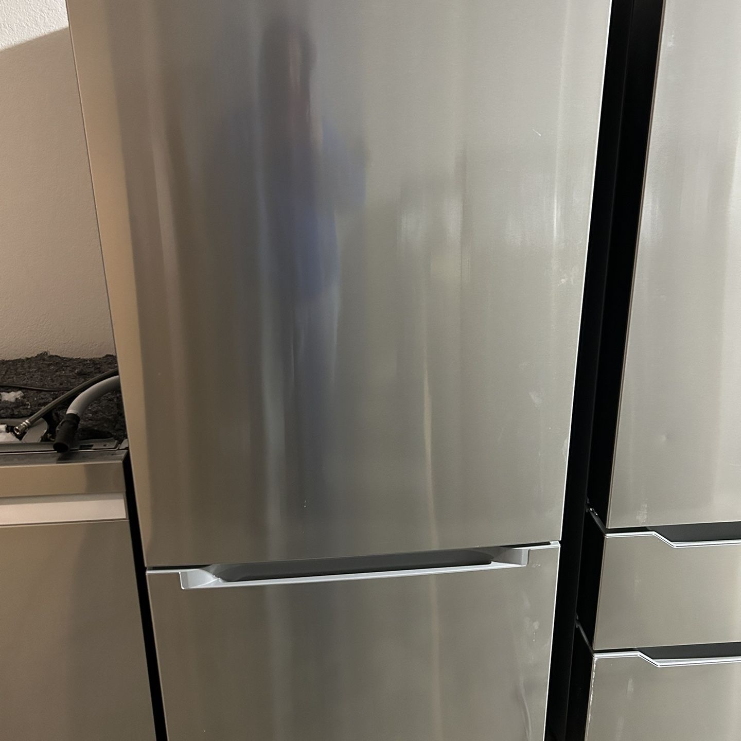 Midea 18.7-cu ft Bottom-Freezer Refrigerator (Stainless Steel) ENERGY STAR
