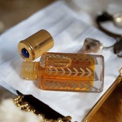 Premium Luxury Long Lasting Gold Musk Body Oil Fragrance For Men 12 ML
