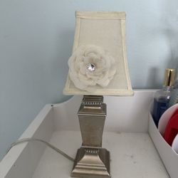 Table Lamp with Flower