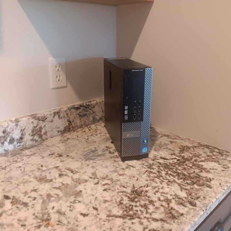 quad i7 3.9ghz 8gb ram desktop desktops pc pcs computer computers tower towers dell dells personal budget optiplex
windows 11