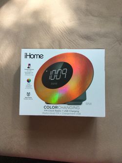 iHome (usb charging port and dimmable led clock)