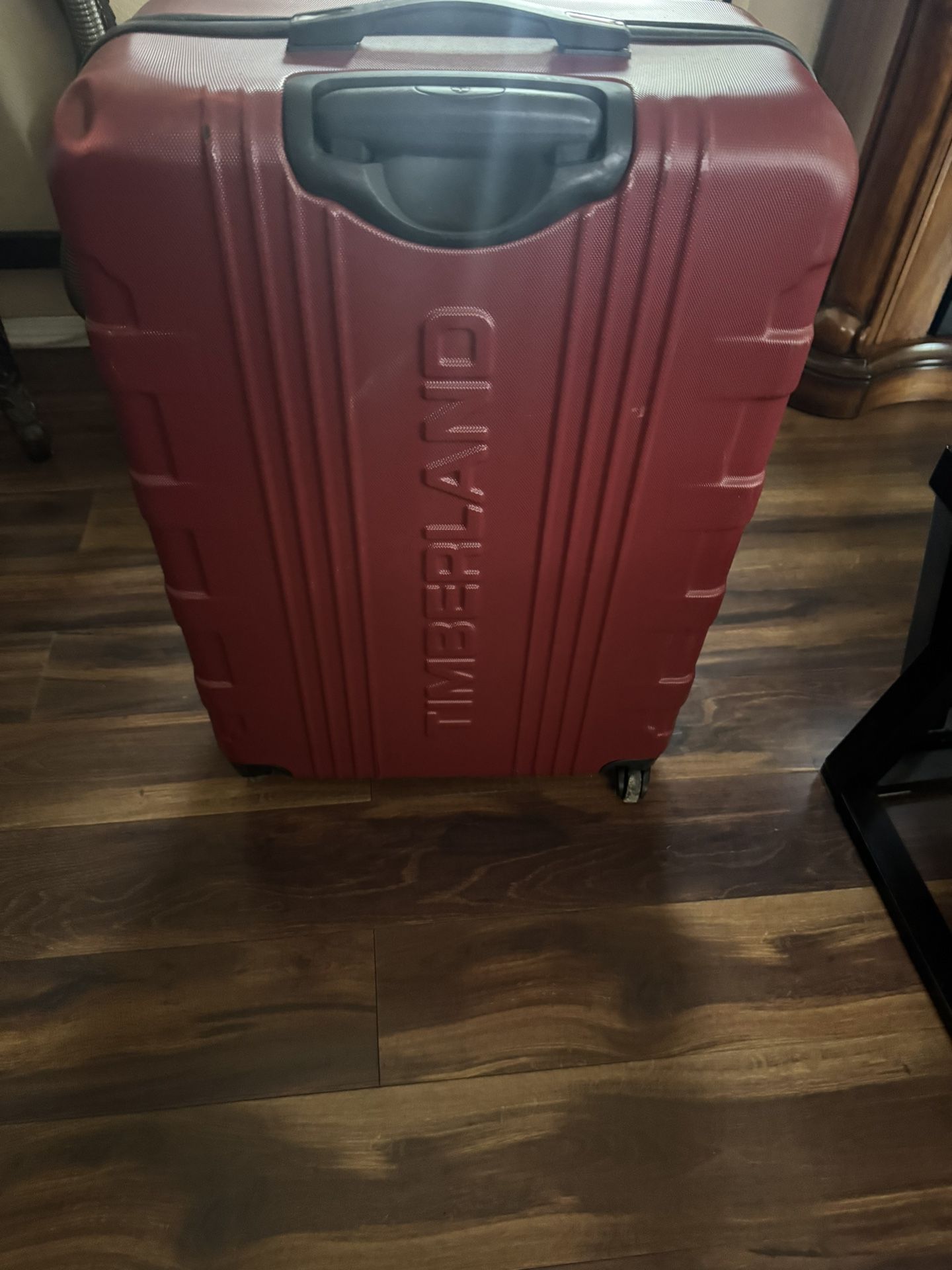 Timberland Hardside Spinner Carry On Suitcase