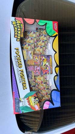 Pokémon Focused Fighters Premium Collection Box