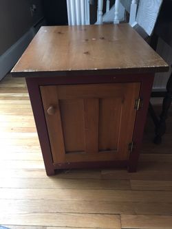 End table with storage