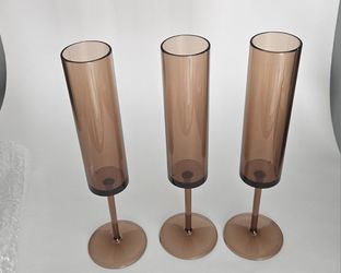 24 Acrylic Champagne Glasses