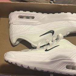 Nike Air Max Bia Sneakers 