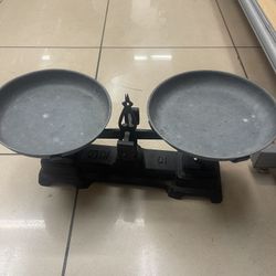 Vintage Scale