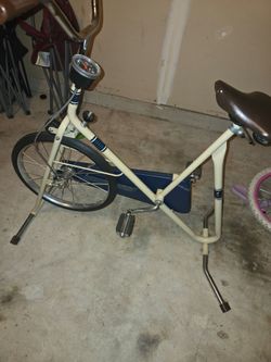 Vintage exercises equipment