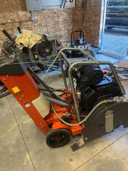 Husqvarna 20in Concrete Saw