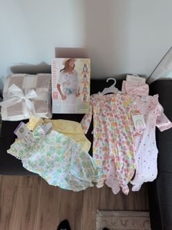 Baby Girl Outfits, carrier and blanket