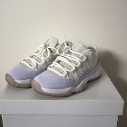 Jordan 11 retro low wmns