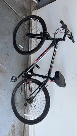 Mongoose Excursion Mountain Bike - 21 Speed