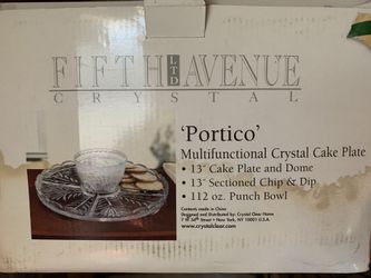 Crystal cake plate