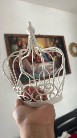 7 crowns