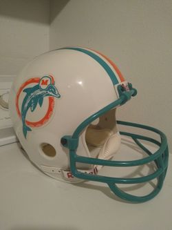 Vintage 80s / 90s NFL Miami Dolphins Replica Riddell Full Size Football Helmet for Sale in Portland, OR - OfferUp Vintage 80s / 90s NFL Miami Dolphins Replica Riddell Full Size Football Helmet for Sale in Portland, OR - OfferUp