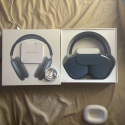 Apple AirPods Max Open Box