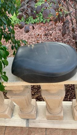 Suzuki passenger seat