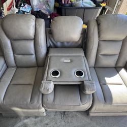 Reclining Couch 