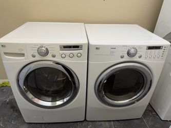 LG Electric Front Load Washer and Dryer Set