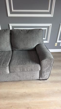 Couch. $65. Pick up today need gone