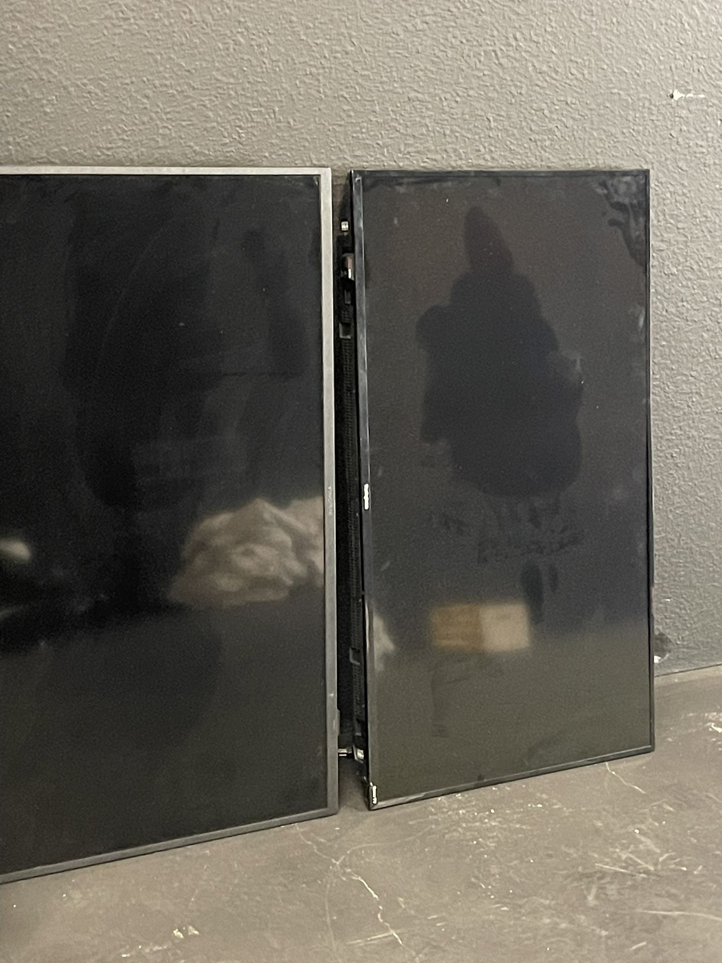 TVs