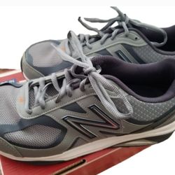 New Balance Womens Sneakers