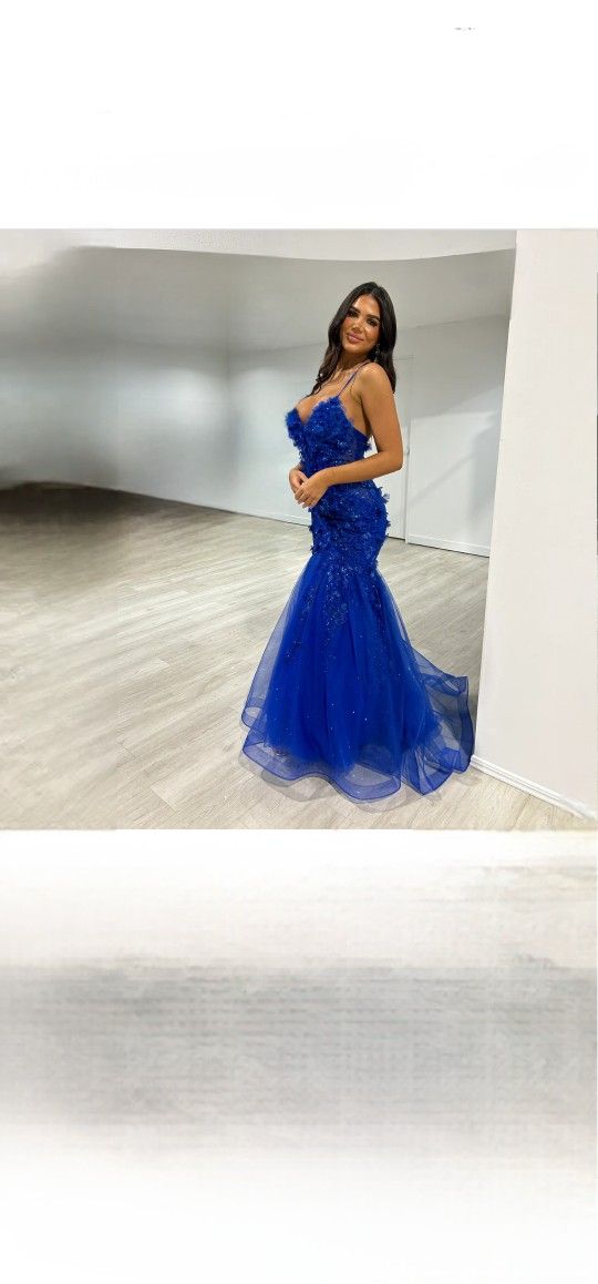 Royal Blue glittery mermaid style dress / SIZE 4 / PROM / PROM DRESS / PARTY DRESS/ FORMAL DRESS