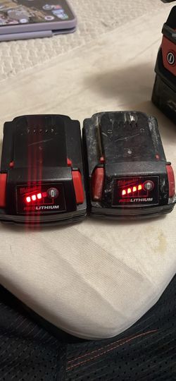 Drill battery’s (2)