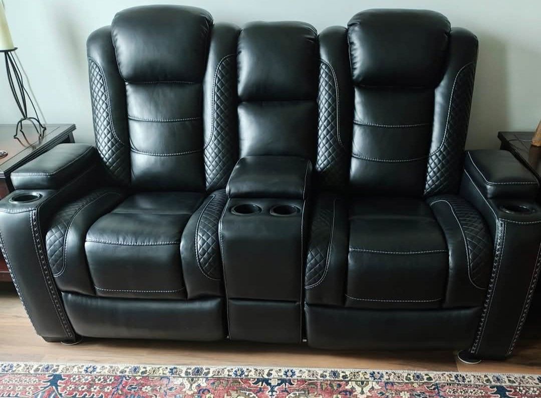 Like-New Black Real Leather Double Reclining Power Loveseat