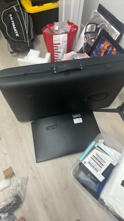Massage table