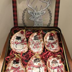 Snowmen Shell Ornaments 