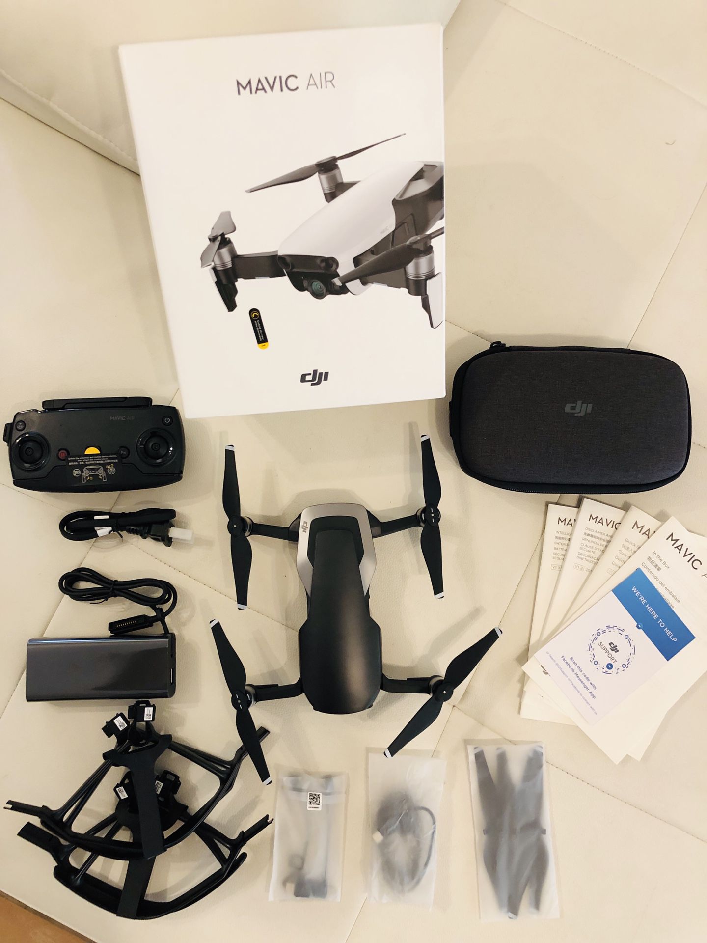 Mavic Air with DJI Care Trully LIKE NEW 2 months old