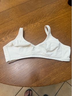 Vintage Bali ladies 36B white bra
