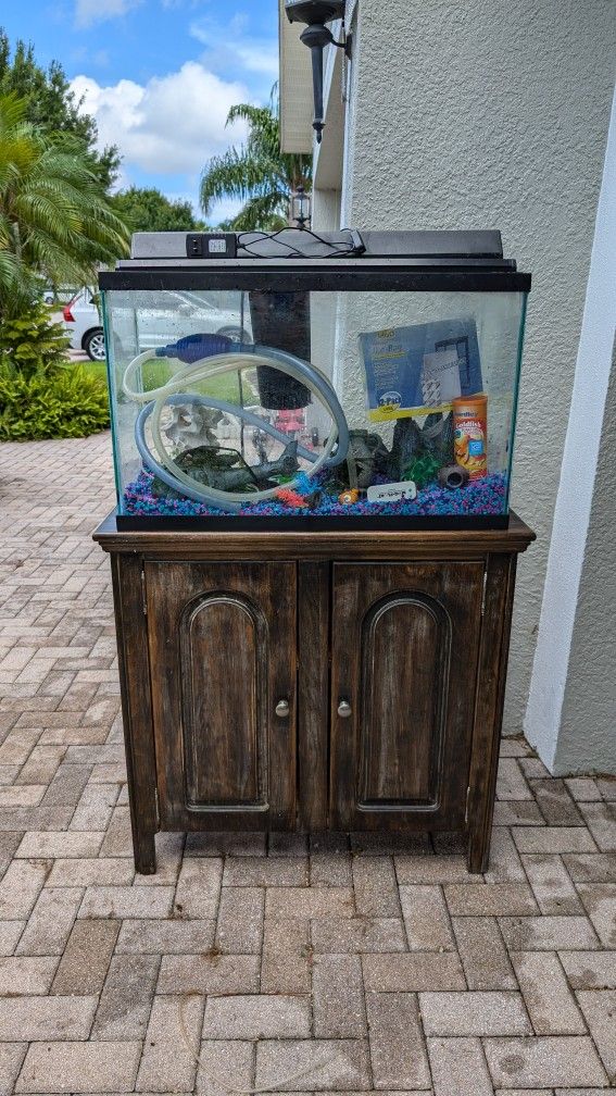 FISH TANK