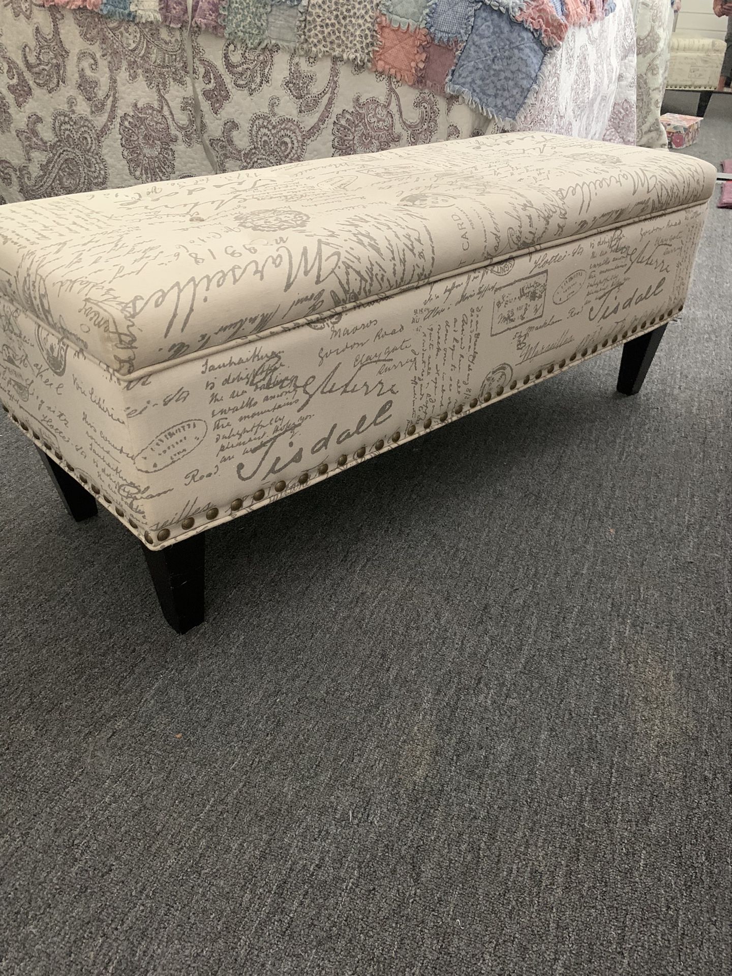 End Of Bed Ottoman/storage Bench 