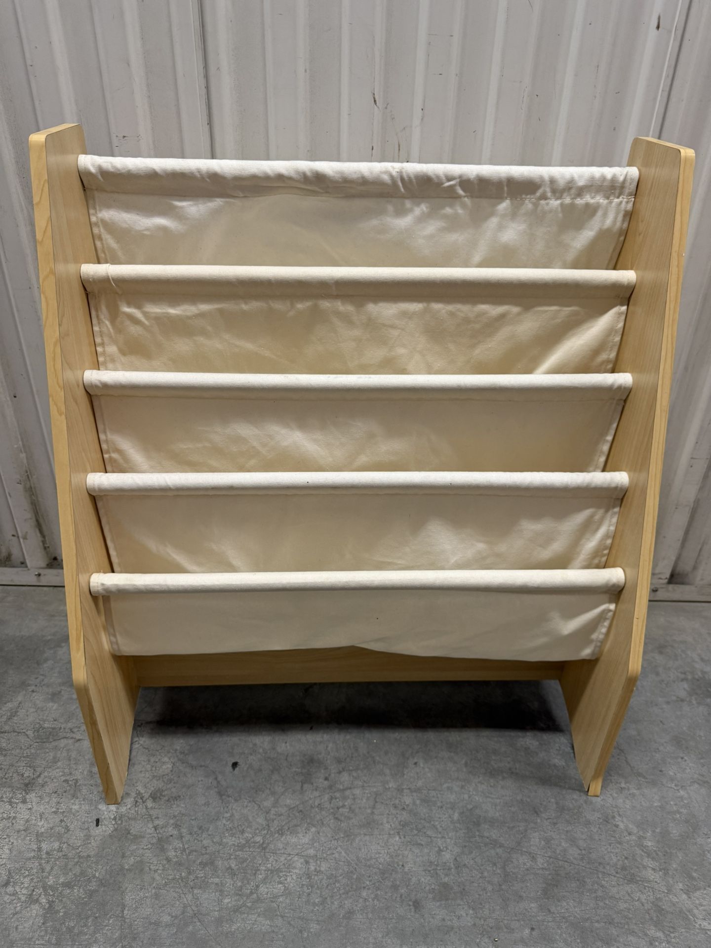 Kids Bookshelf