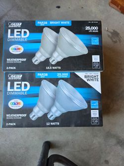 LED LIGHT BULBS-dimmable