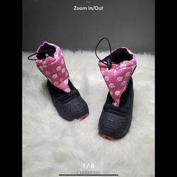 Girls Snow Boots Size 2