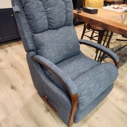 Harbor Town Rocking Recliner Chair